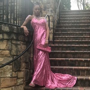 Meet your Posher, Maya